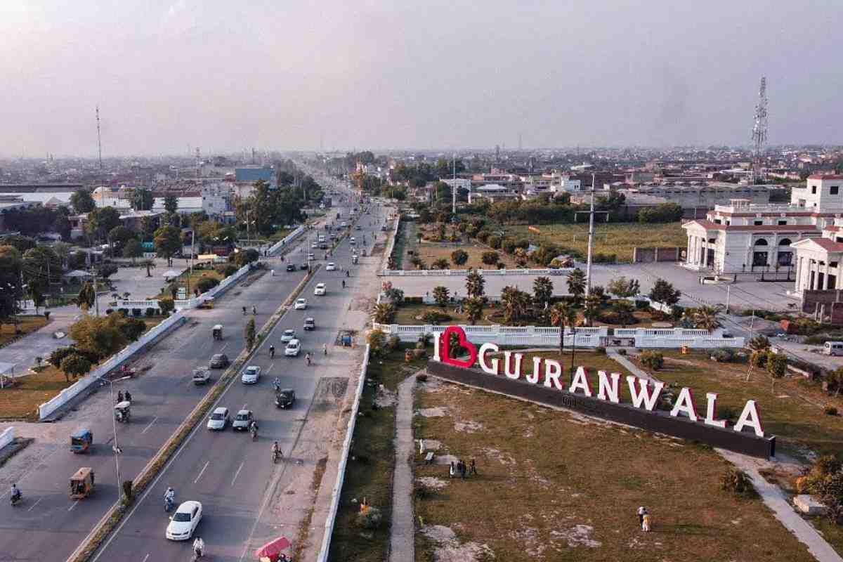 Illustrative architecture in Gujranwala